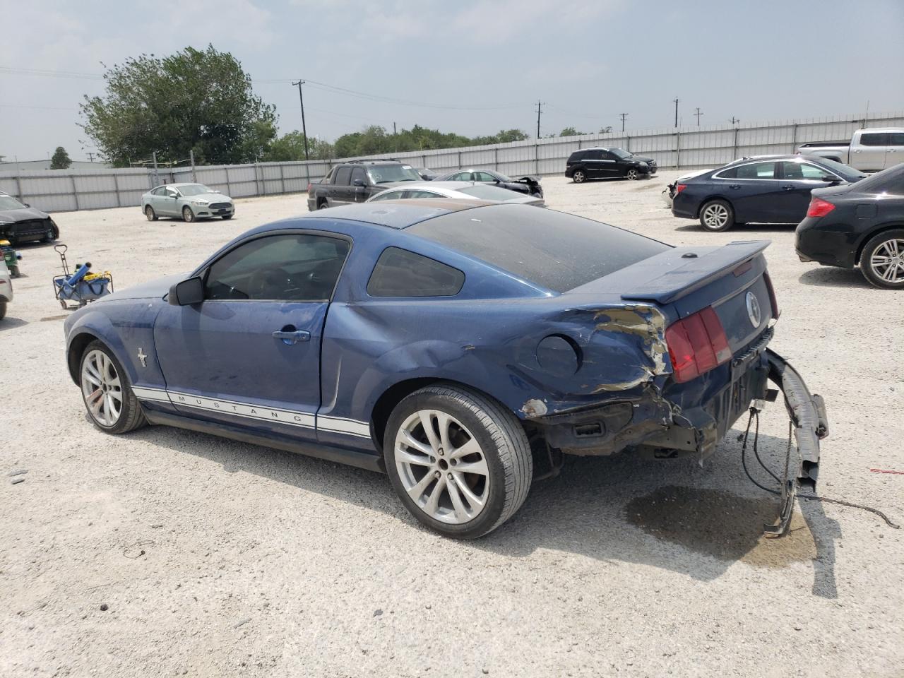 1ZVHT80N285150935 2008 Ford Mustang