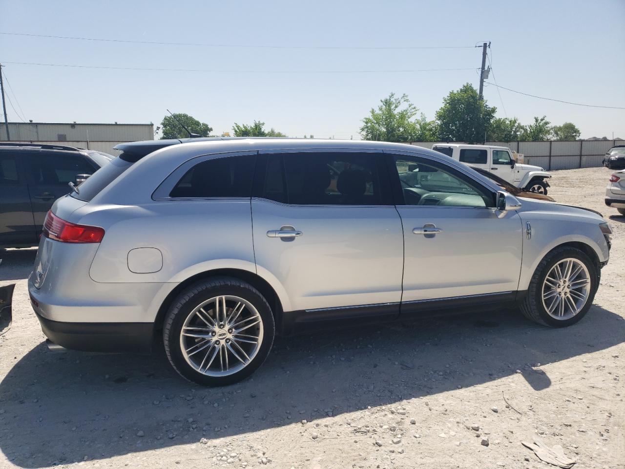 2LMHJ5AT5EBL53880 2014 Lincoln Mkt