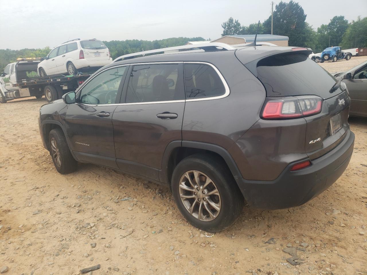 1C4PJMLB7KD259726 2019 Jeep Cherokee Latitude Plus