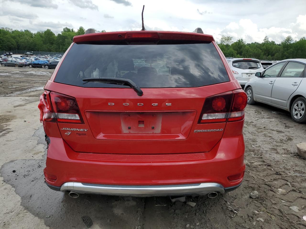 3C4PDDGG9JT388394 2018 Dodge Journey Crossroad