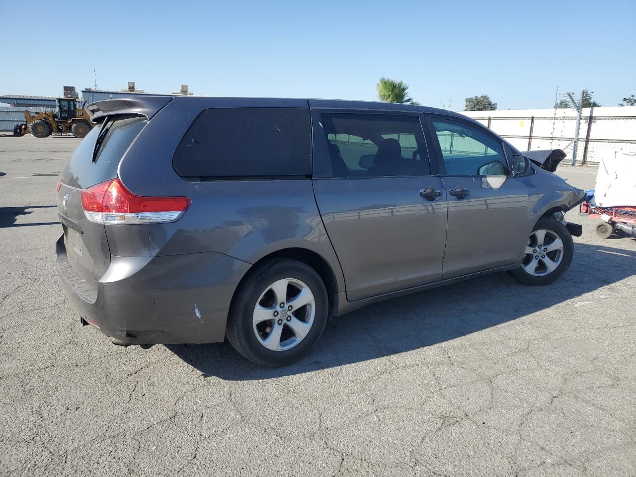 5TDKA3DC0BS004965 2011 Toyota Sienna Base