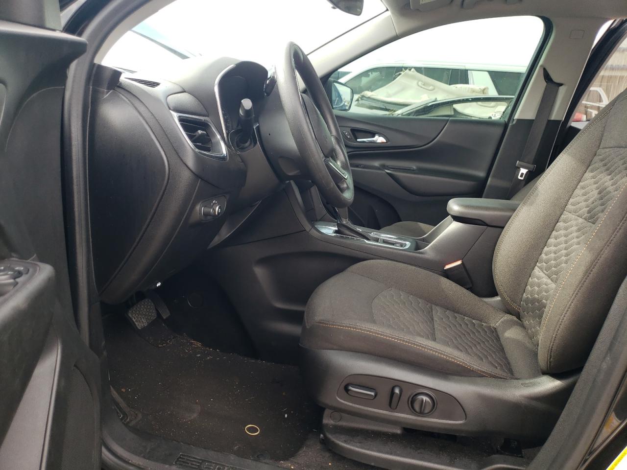 2GNAXKEV1M6101634 2021 Chevrolet Equinox Lt