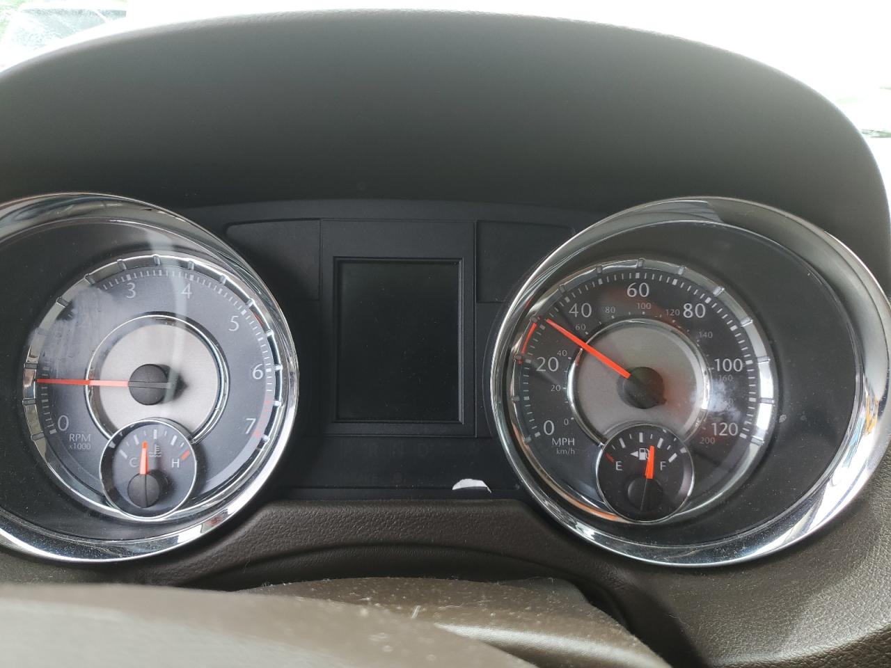 2A4RR8DG1BR764297 2011 Chrysler Town & Country Touring L