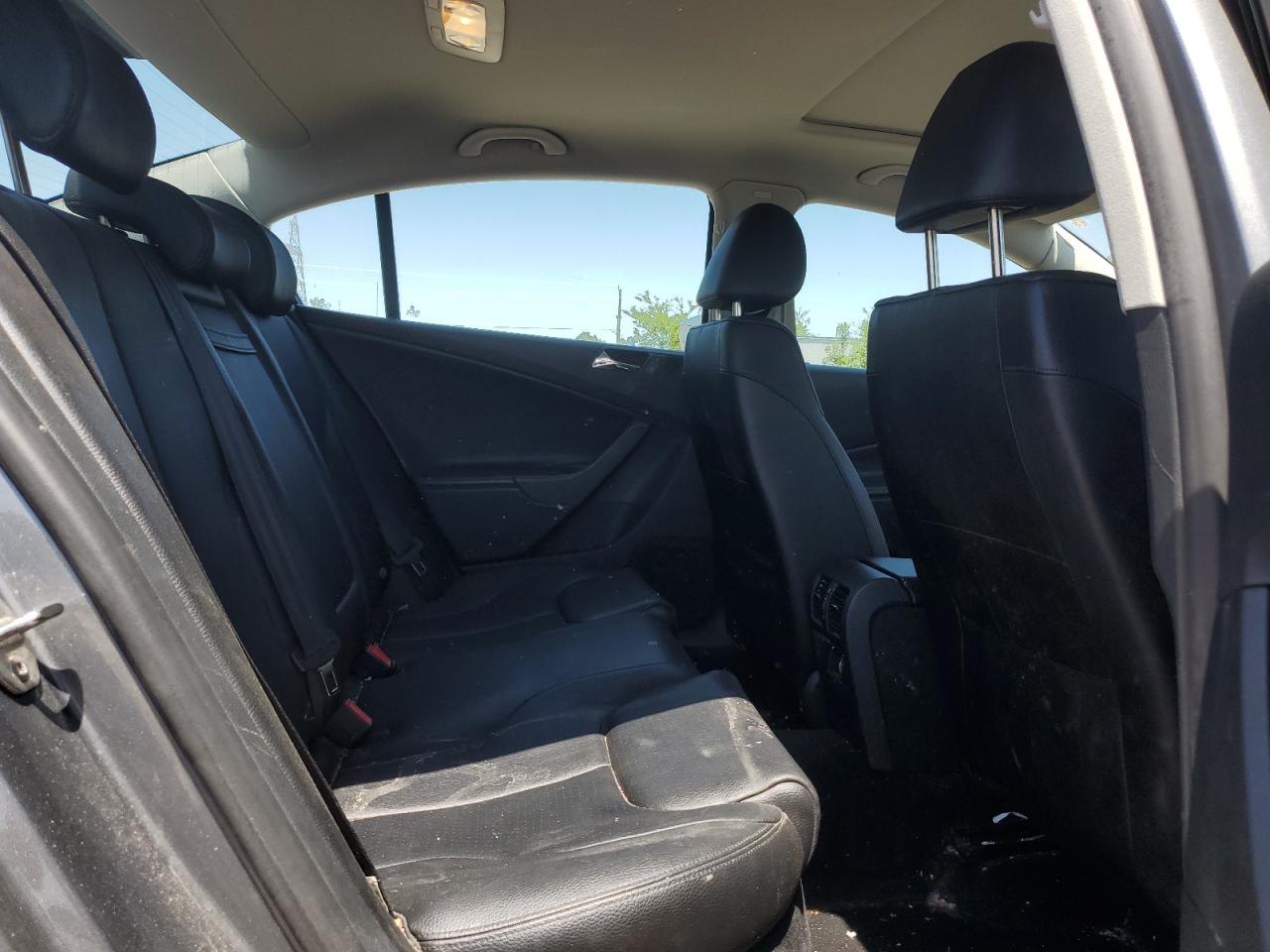 WVWAK73C57P042985 2007 Volkswagen Passat 2.0T