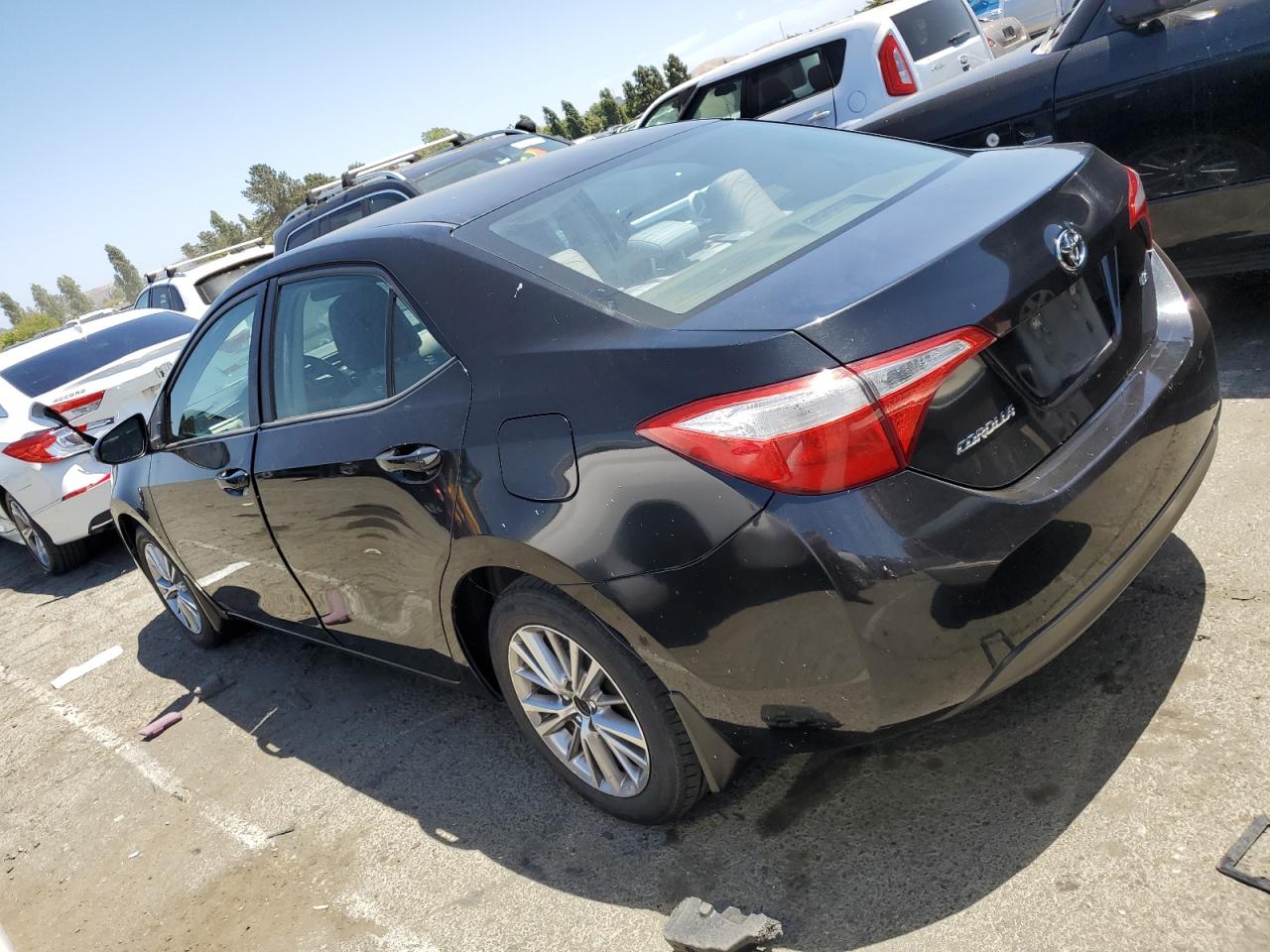 2015 Toyota Corolla L vin: 5YFBURHE4FP262670