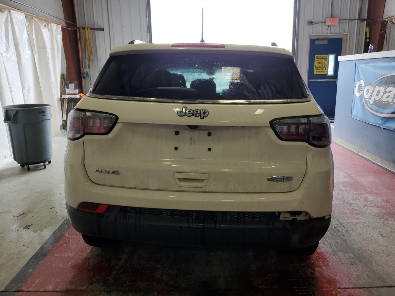 3C4NJDBB8JT291246 2018 Jeep Compass Latitude