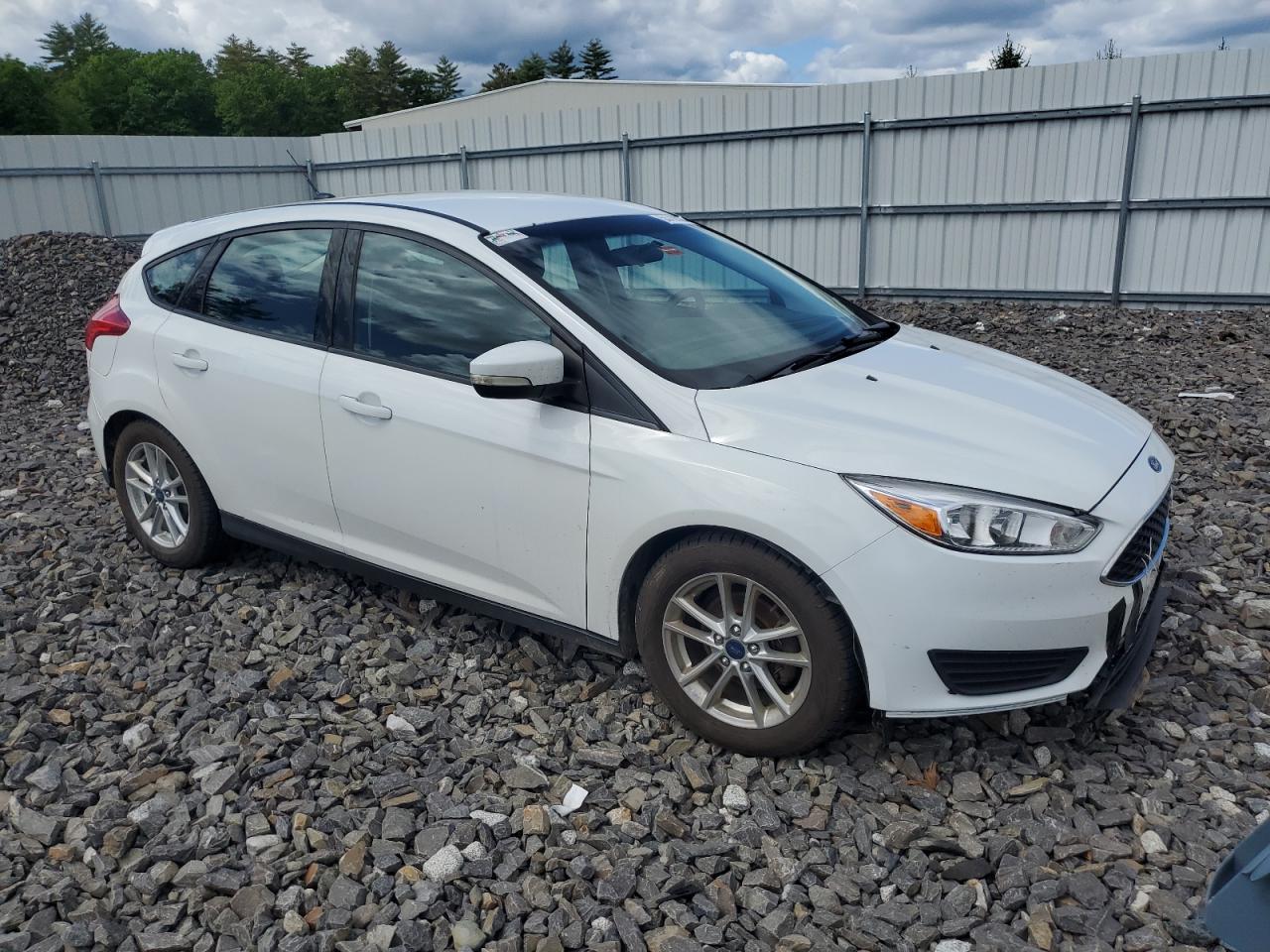 1FADP3K24GL217238 2016 Ford Focus Se