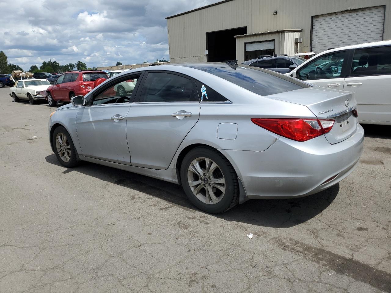 5NPEC4AC2CH332381 2012 Hyundai Sonata Se