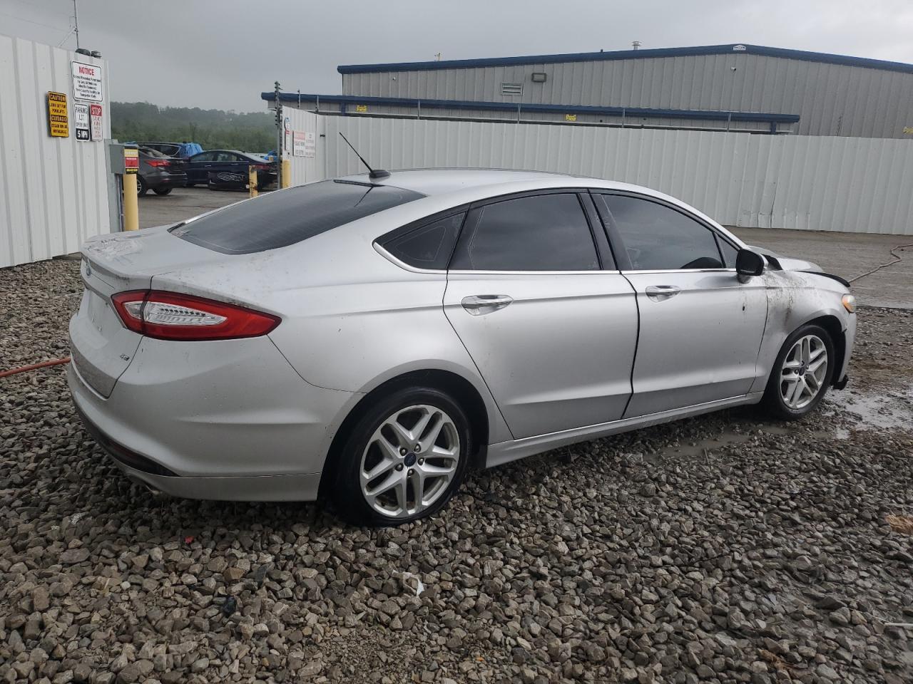 1FA6P0H75E5378063 2014 Ford Fusion Se