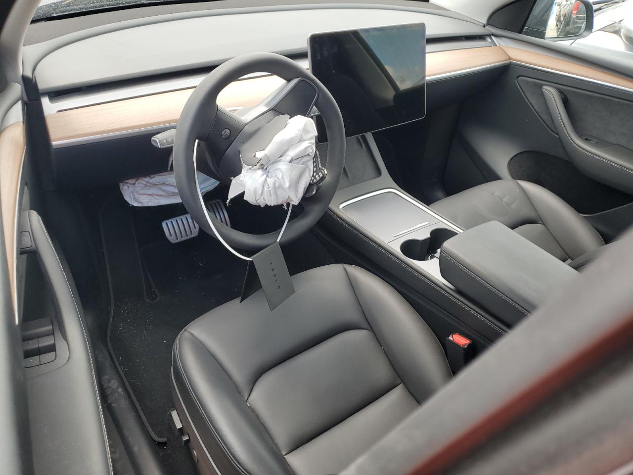 7SAYGDEF3PF911666 2023 Tesla Model Y