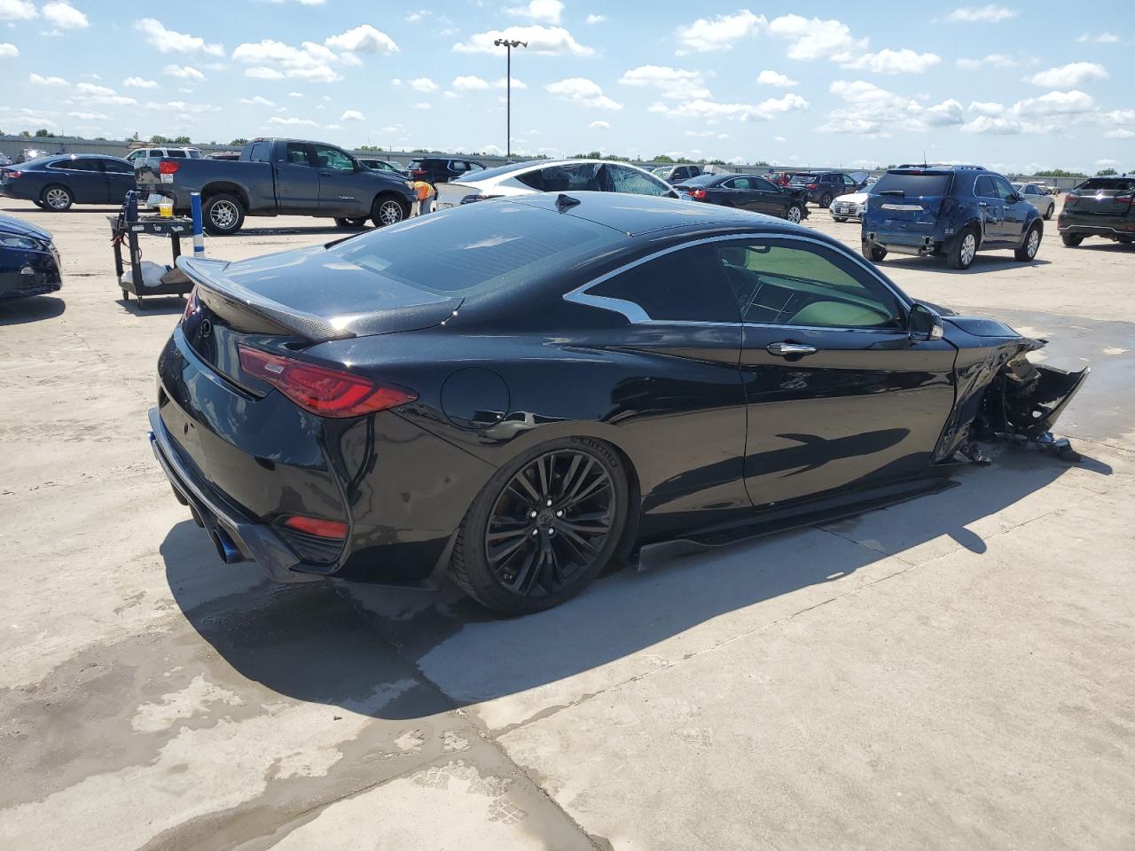 JN1EV7EK4JM342364 2018 Infiniti Q60 Luxe 300