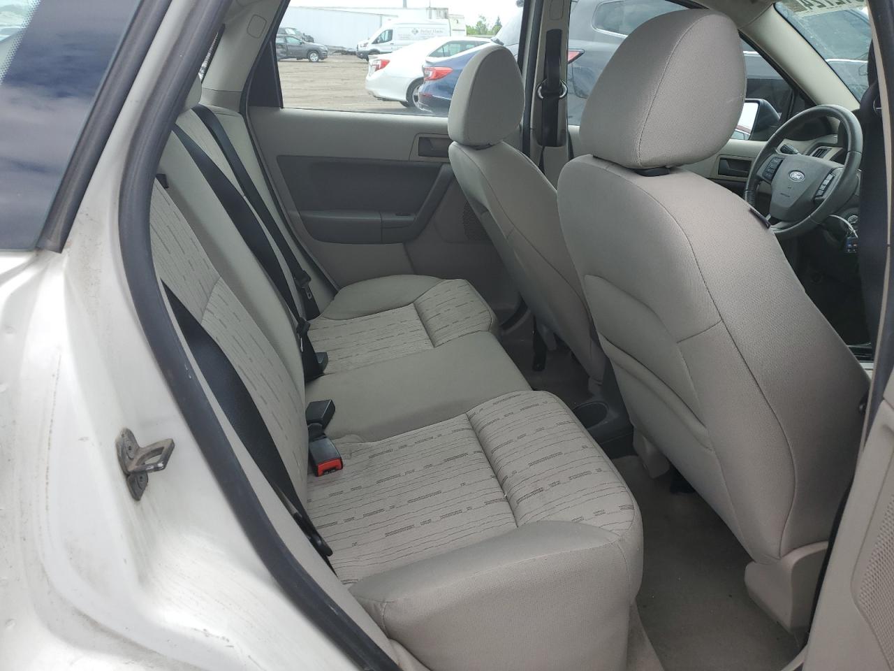 1FAHP3FN4AW170241 2010 Ford Focus Se