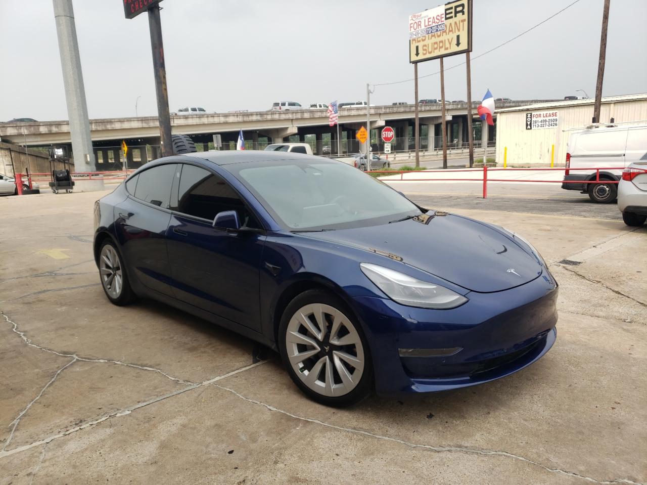 5YJ3E1EB4NF173558 2022 Tesla Model 3