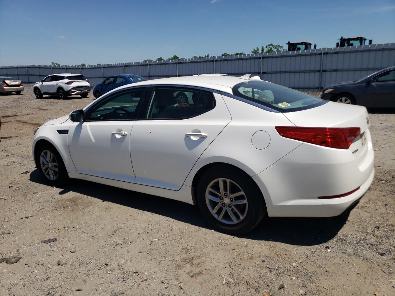 KNAGM4A78D5381575 2013 Kia Optima Lx