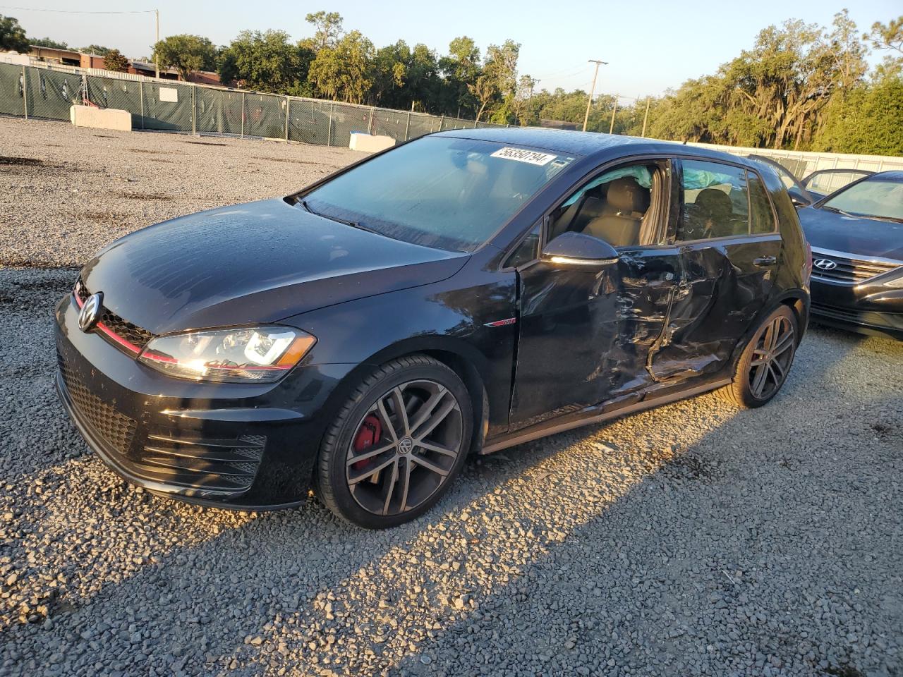 3VW447AU7HM058855 2017 Volkswagen Gti S/Se