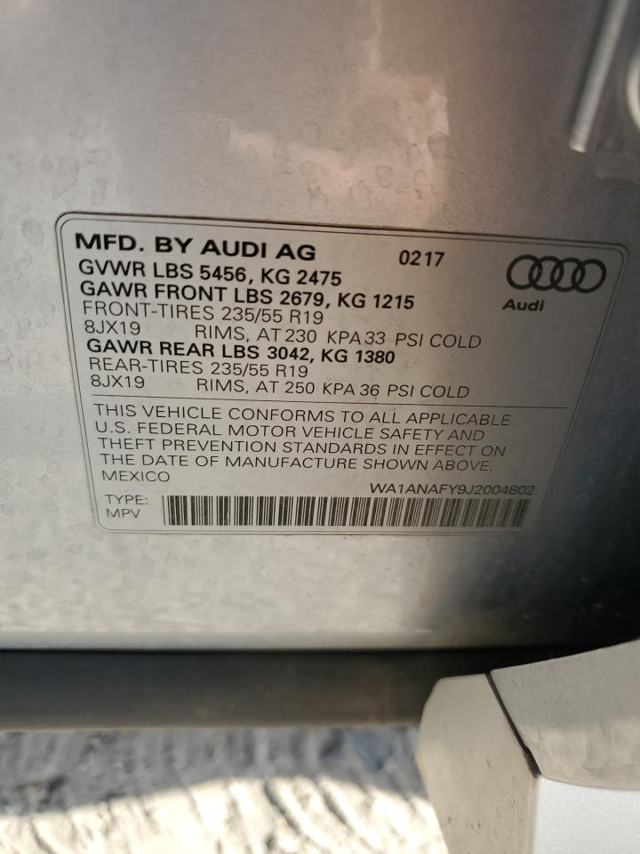 WA1ANAFY9J2004802 2018 Audi Q5 Premium