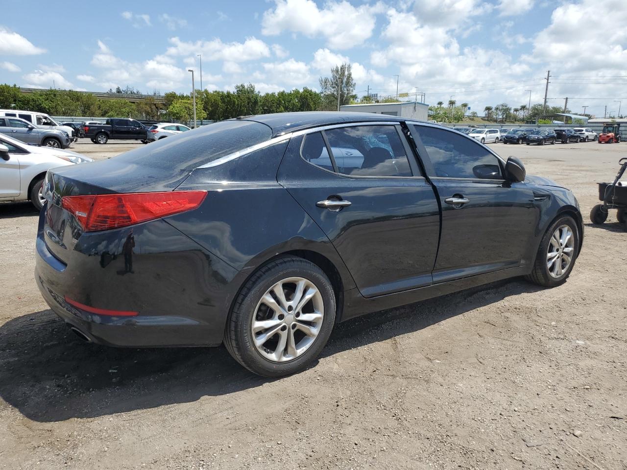 5XXGM4A70DG139510 2013 Kia Optima Lx