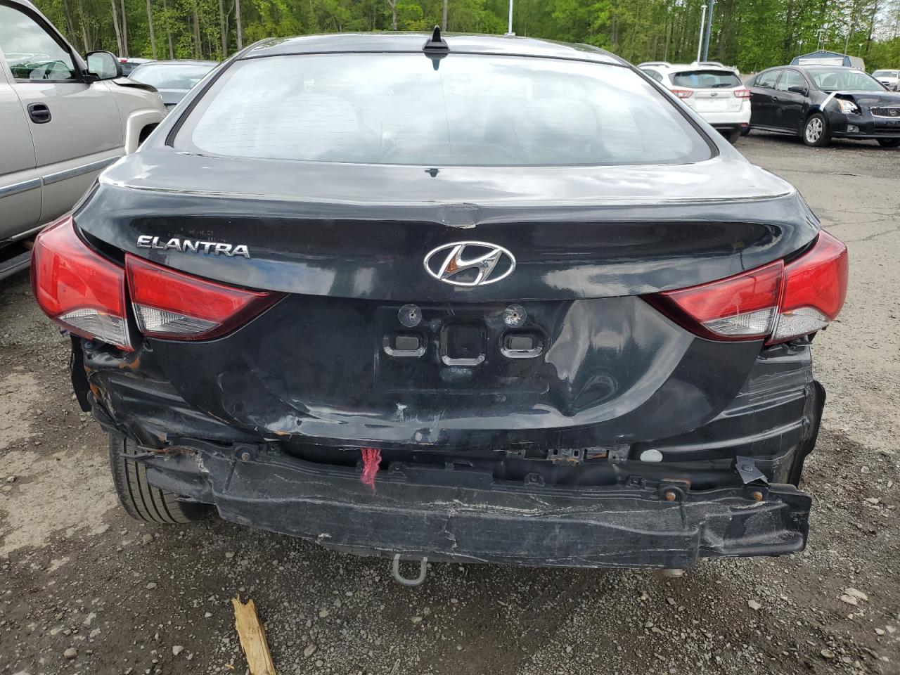 5NPDH4AE5GH745870 2016 Hyundai Elantra Se