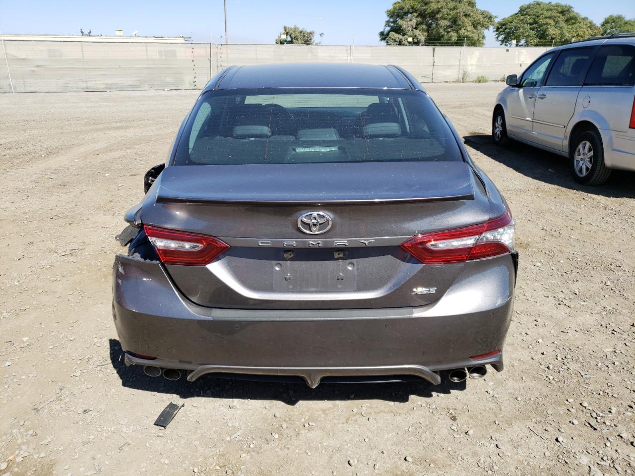 2018 Toyota Camry Xse vin: 4T1B61HK5JU129148