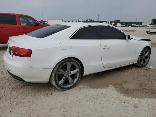 2010 Audi A5 Premium Plus VIN: WAULFAFR5AA070612 Lot: 54415224