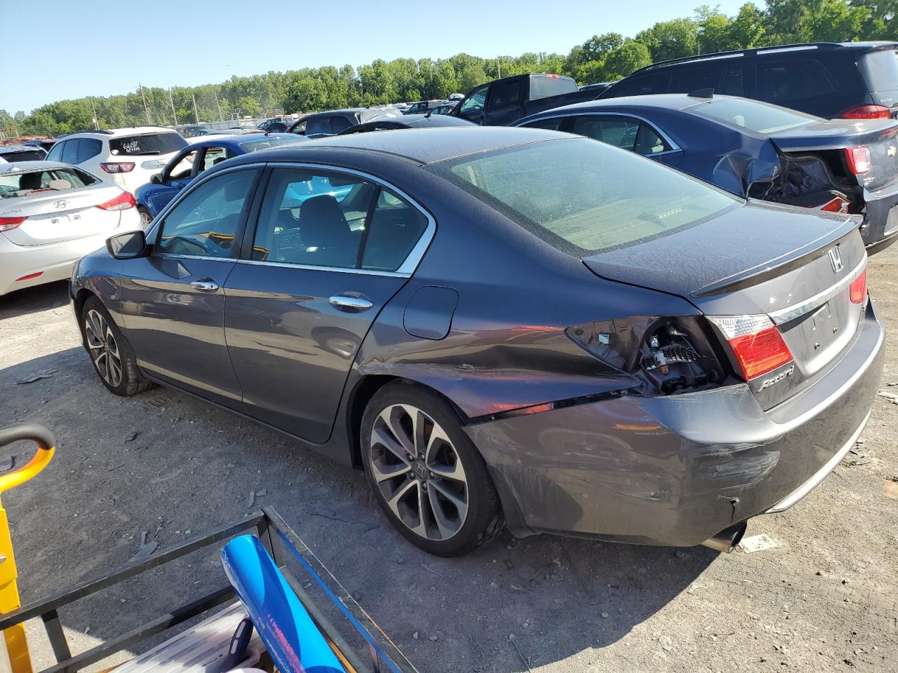 1HGCR2F55FA011064 2015 Honda Accord Sport