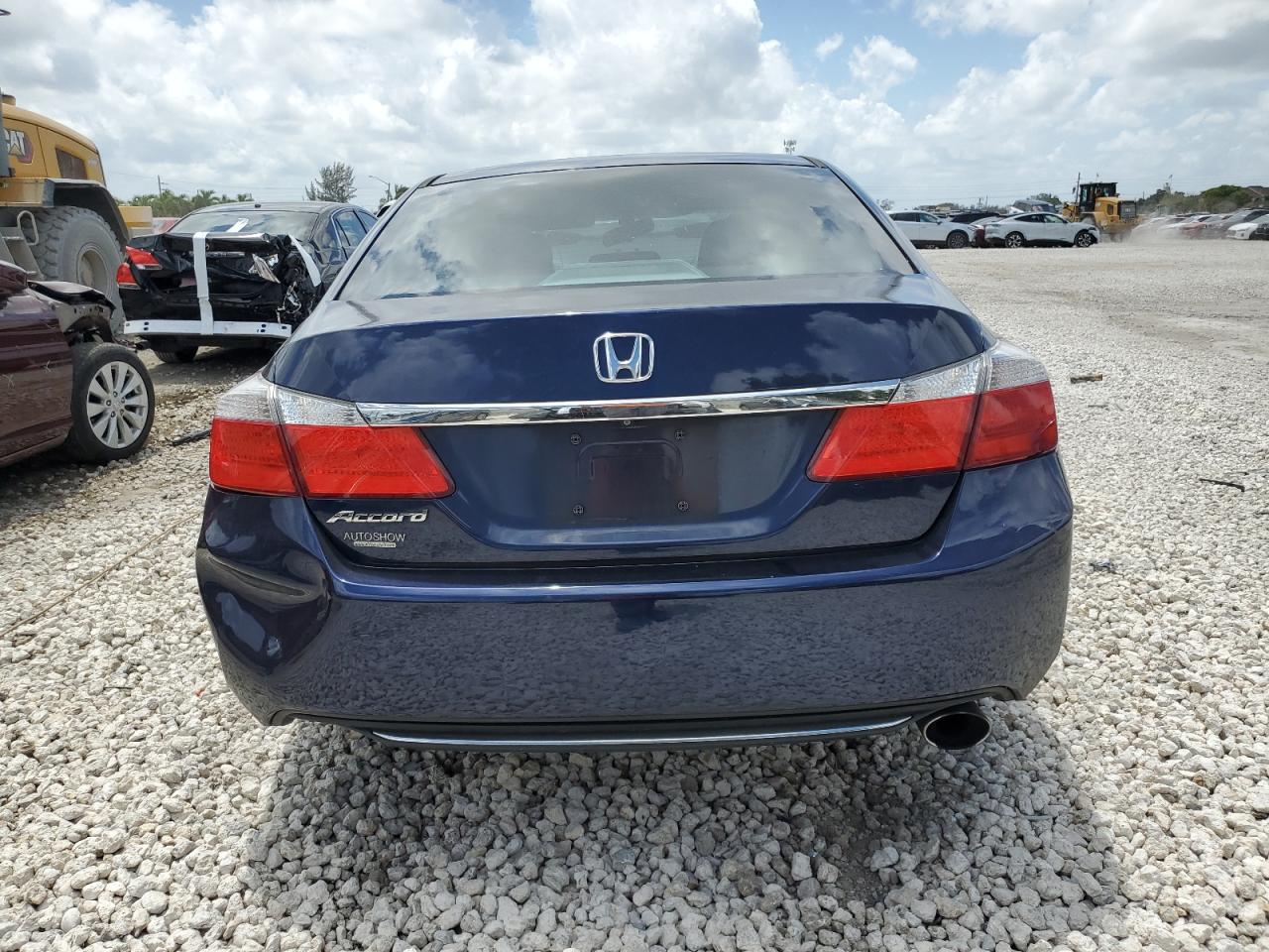 1HGCR2F38FA095671 2015 Honda Accord Lx