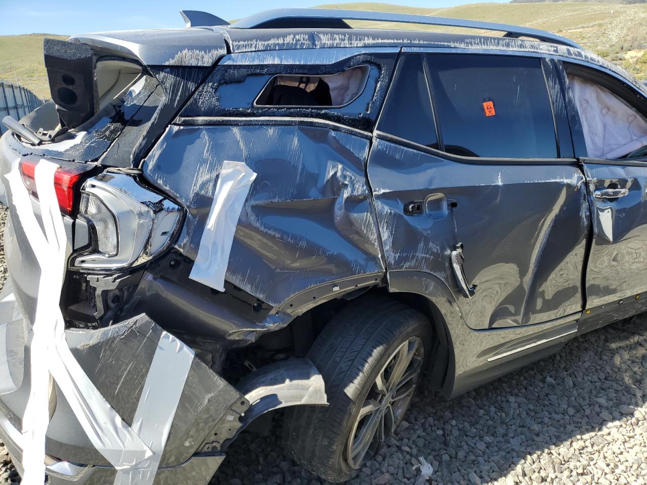 3GKALSEX8JL145082 2018 GMC Terrain Denali