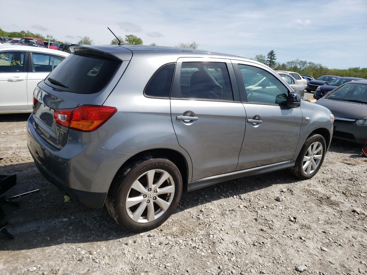 2015 Mitsubishi Outlander Sport Es vin: 4A4AP3AU7FE012668