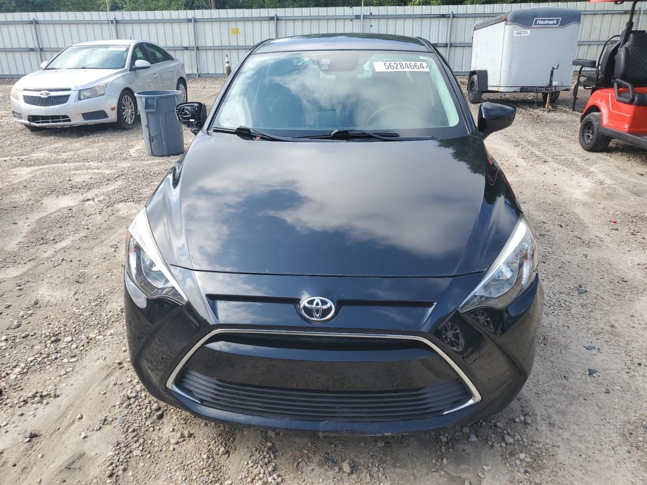 3MYDLBYVXJY329981 2018 Toyota Yaris Ia