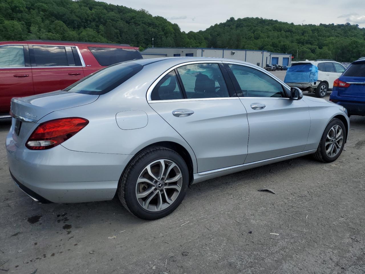 55SWF4KB8JU235455 2018 Mercedes-Benz C 300 4Matic