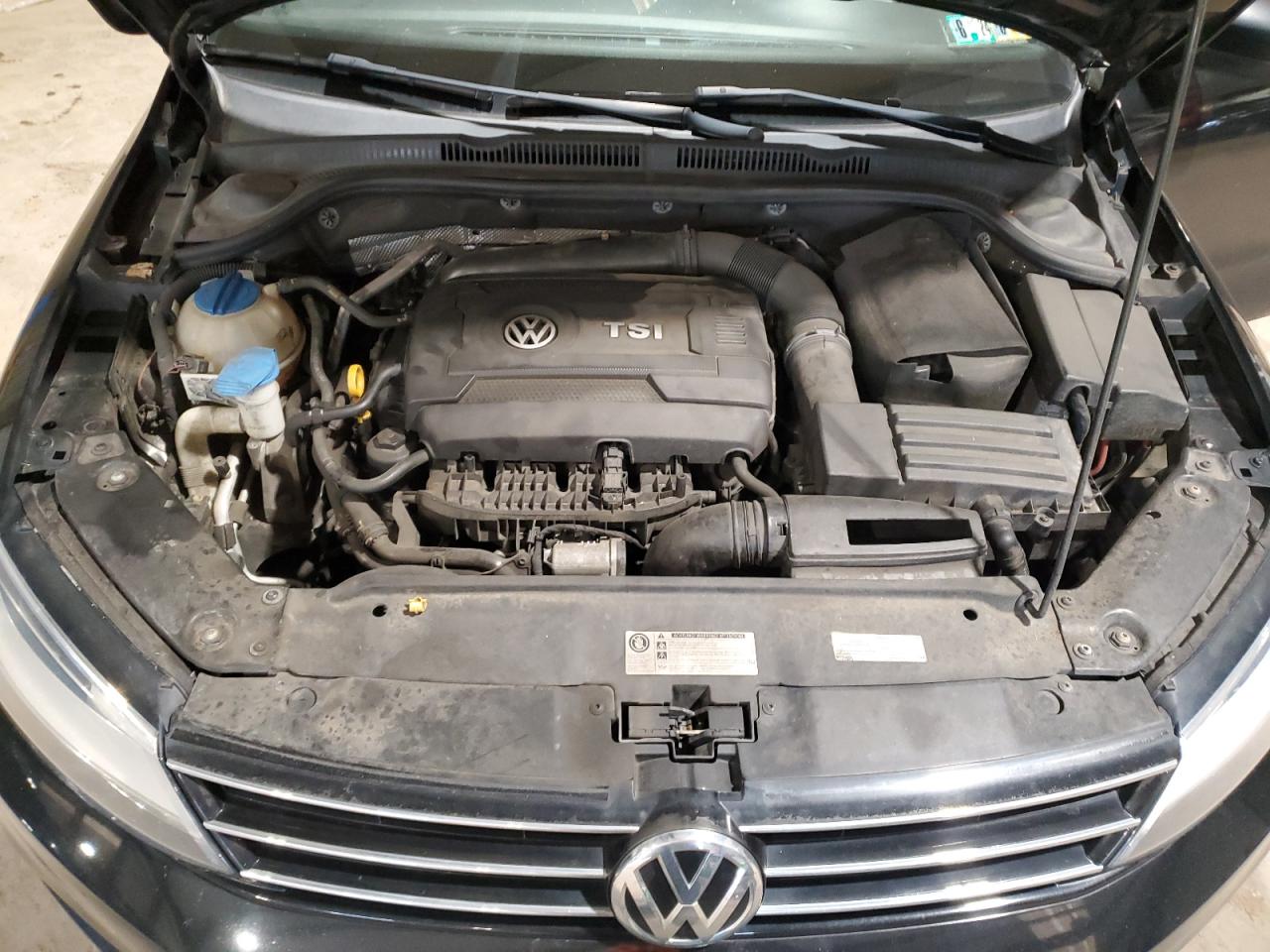 2015 Volkswagen Jetta Se vin: 3VWD17AJXFM219453