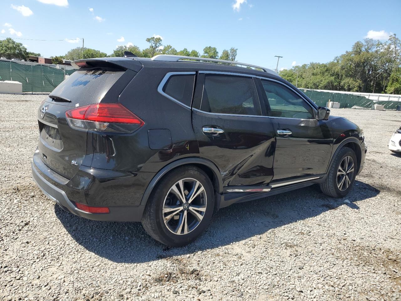 2017 Nissan Rogue S vin: JN8AT2MT4HW381635