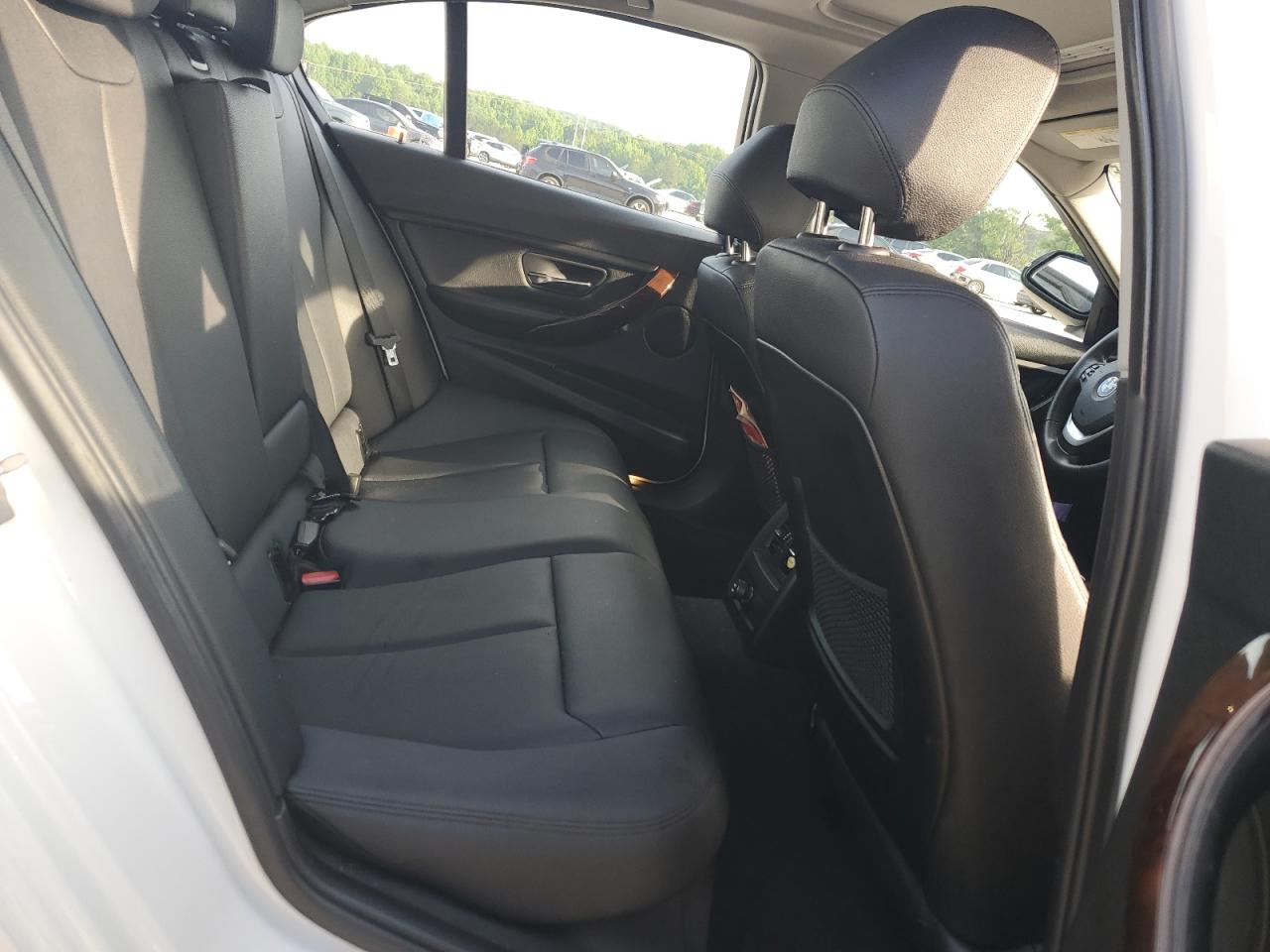 WBA3B5G57FNS18418 2015 BMW 328 Xi Sulev