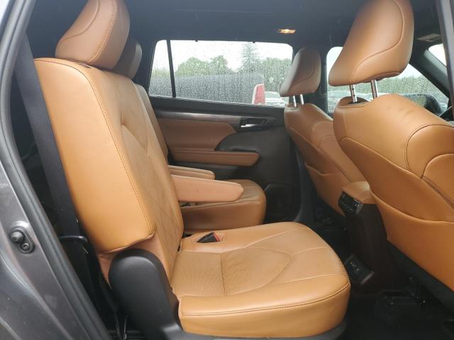 2022 Toyota Highlander Platinum VIN: 5TDFZRBH7NS199110 Lot: 54576324