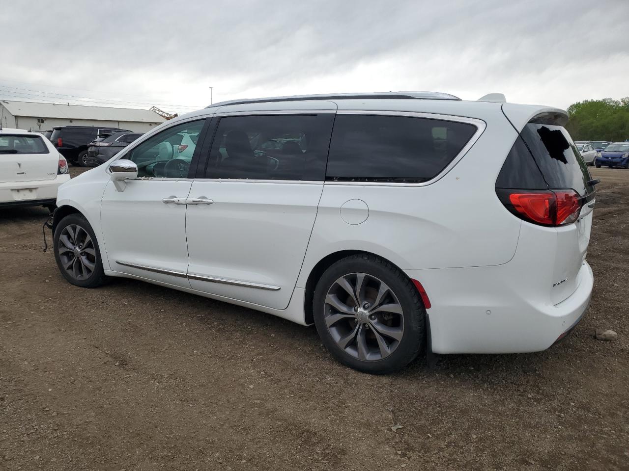 2C4RC1GG8HR635833 2017 Chrysler Pacifica Limited