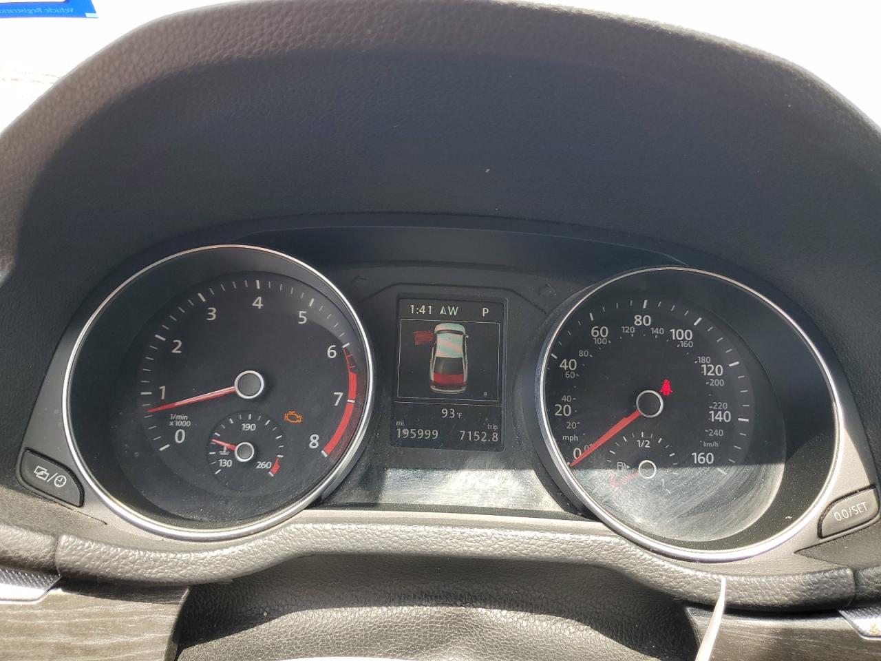 1VWGT7A34HC027121 2017 Volkswagen Passat Se