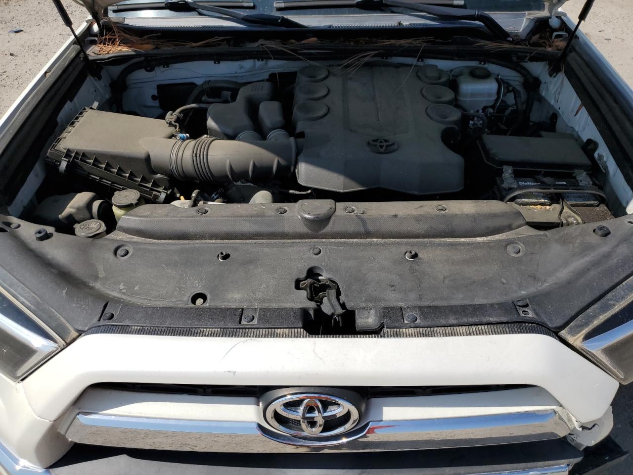 JTEZU5JR9F5097924 2015 Toyota 4Runner Sr5