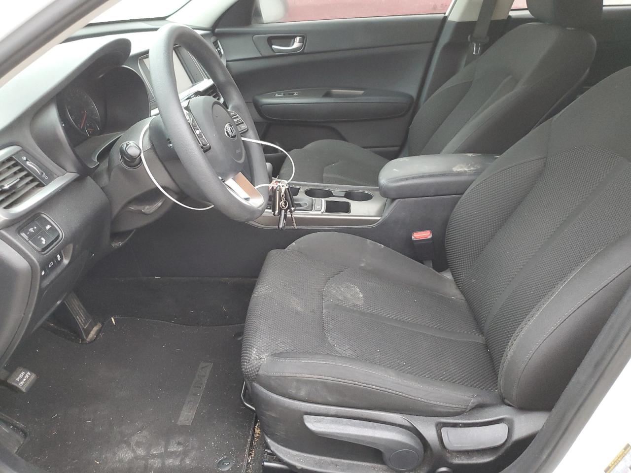 5XXGT4L32KG319064 2019 Kia Optima Lx