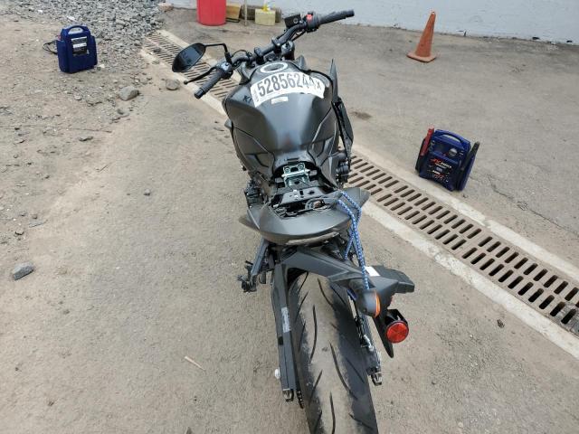 2022 SUZUKI GSX-S750 M - JS1C533B0N7101819