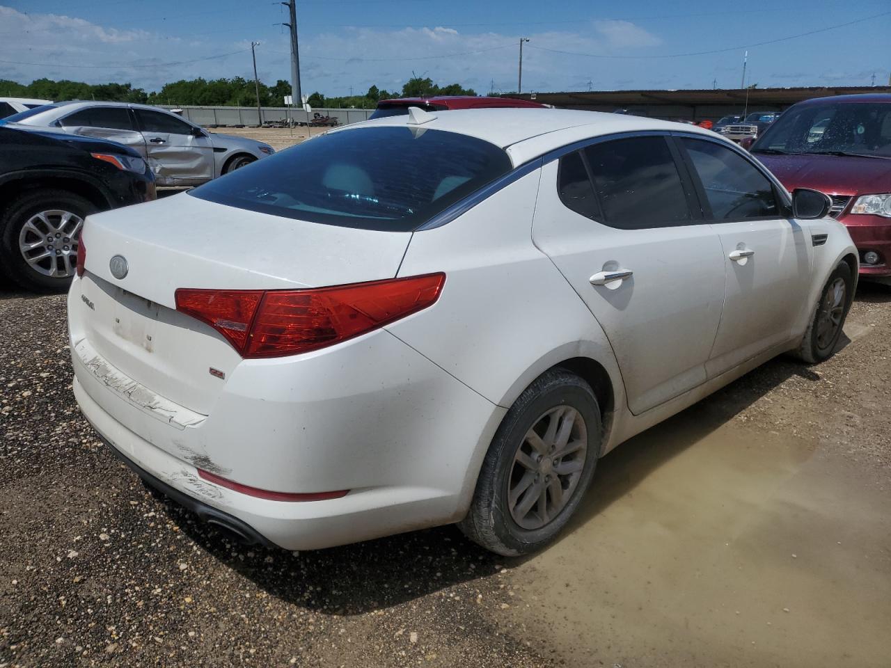 5XXGM4A75DG188542 2013 Kia Optima Lx