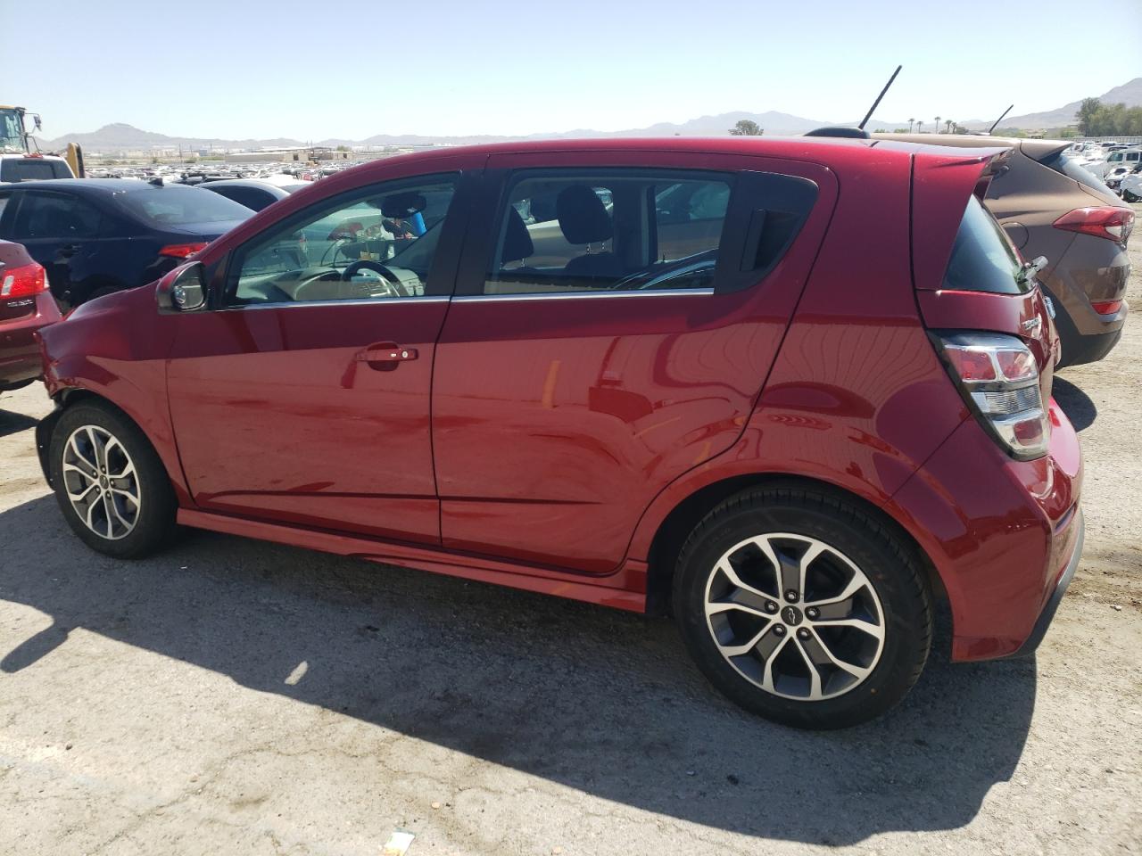 2020 Chevrolet Sonic Lt vin: 1G1JD6SB0L4105198