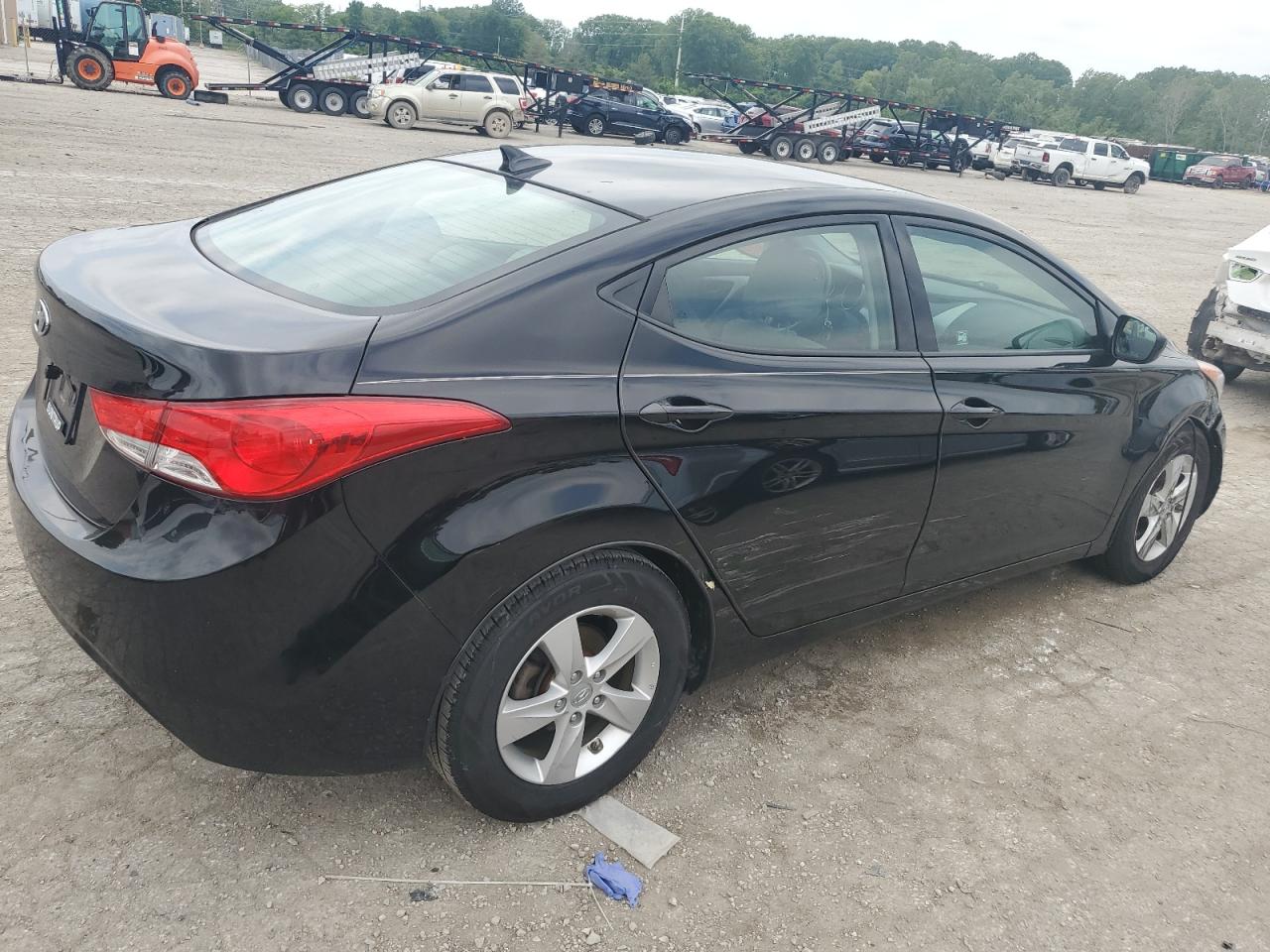 5NPDH4AE9DH375793 2013 Hyundai Elantra Gls