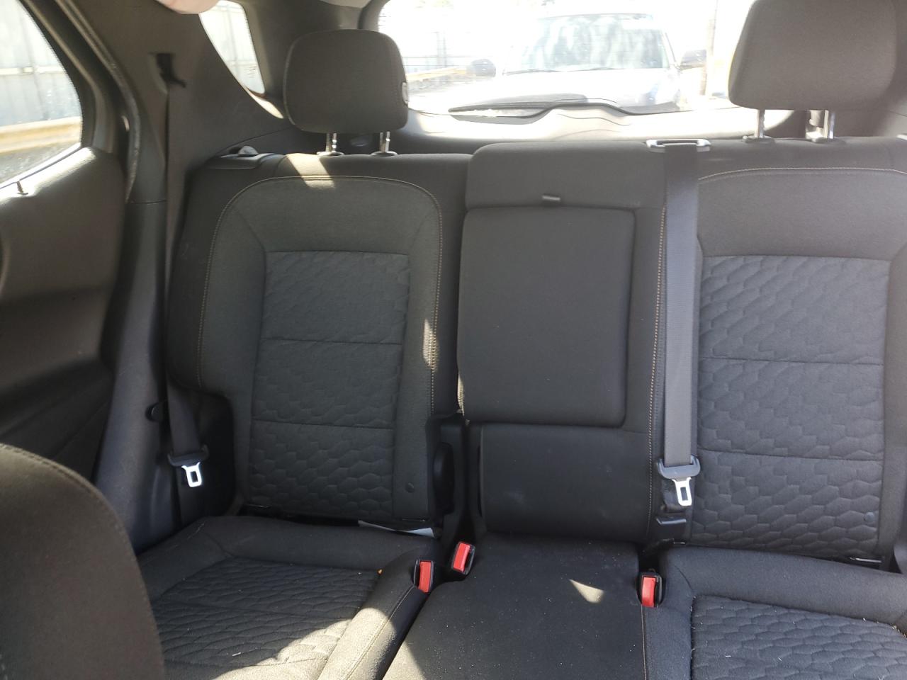 3GNAXKEV1KS638230 2019 Chevrolet Equinox Lt