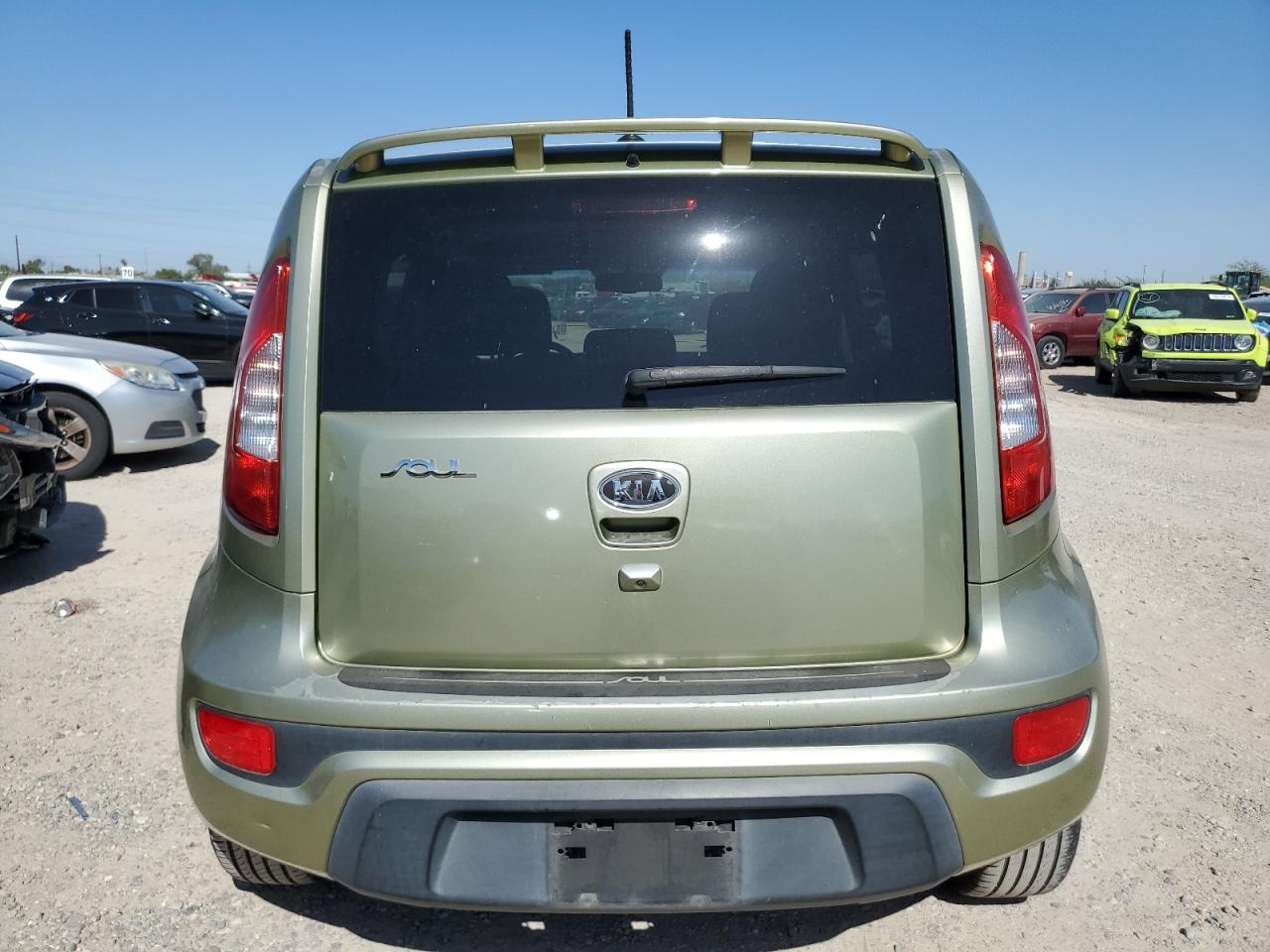 KNDJT2A60C7372332 2012 Kia Soul +
