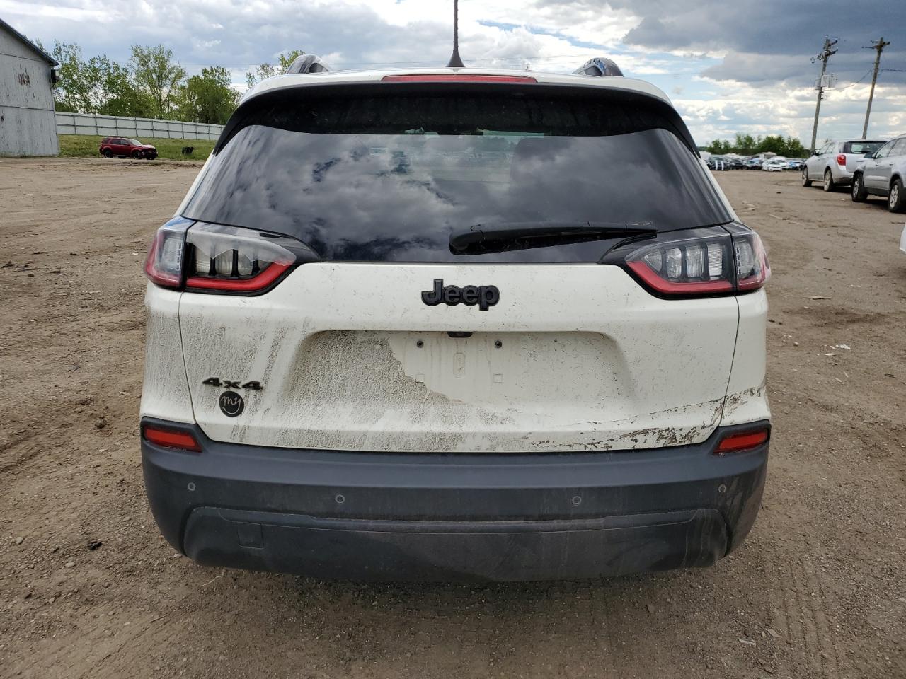 1C4PJMLB5KD291736 2019 Jeep Cherokee Latitude Plus