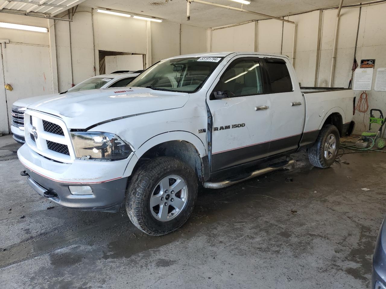 1D7RV1GT4BS561099 2011 Dodge Ram 1500