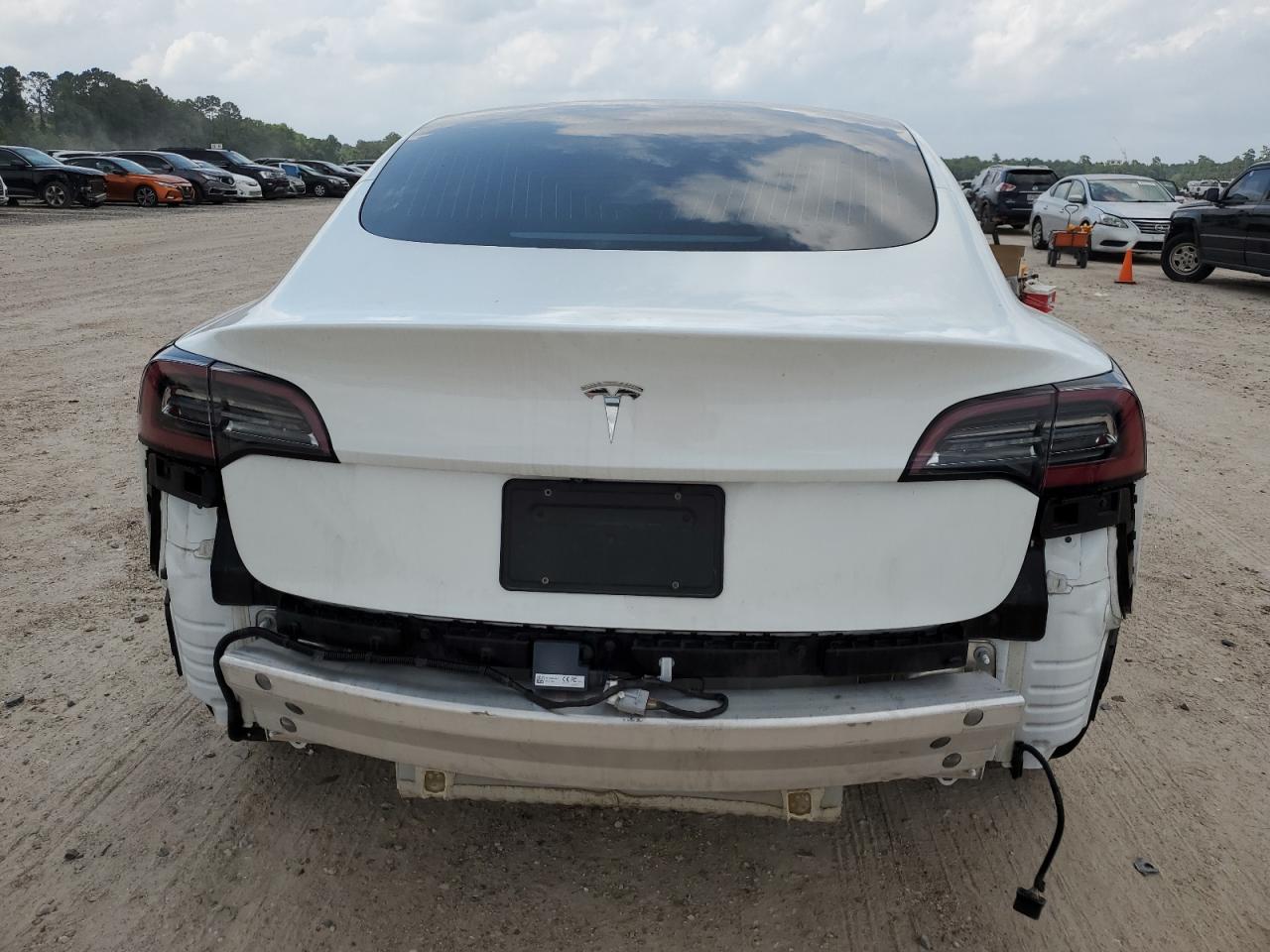 5YJ3E1EA1KF425107 2019 Tesla Model 3