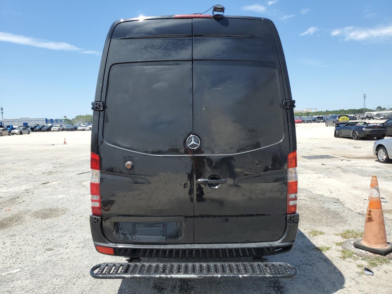 WD3PE8CB7C5611043 2012 Mercedes-Benz Sprinter 2500