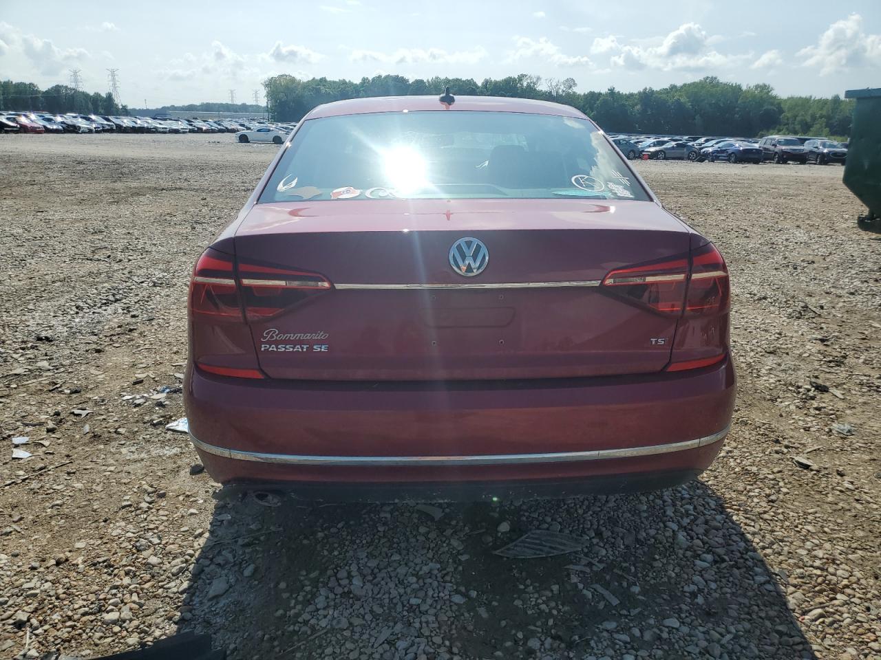 1VWBT7A39HC039923 2017 Volkswagen Passat Se