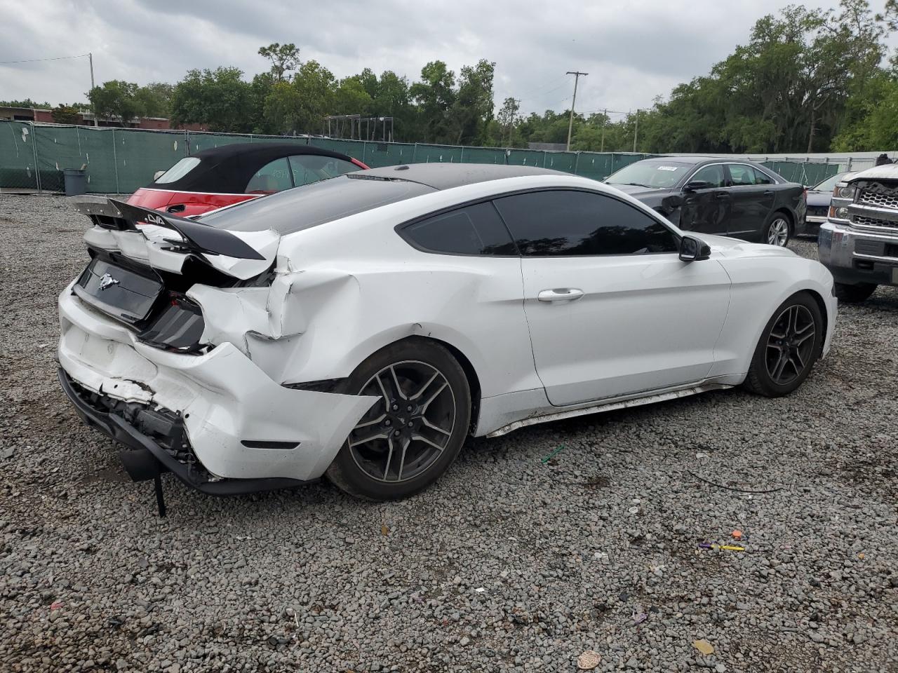 1FA6P8TH5J5162321 2018 Ford Mustang